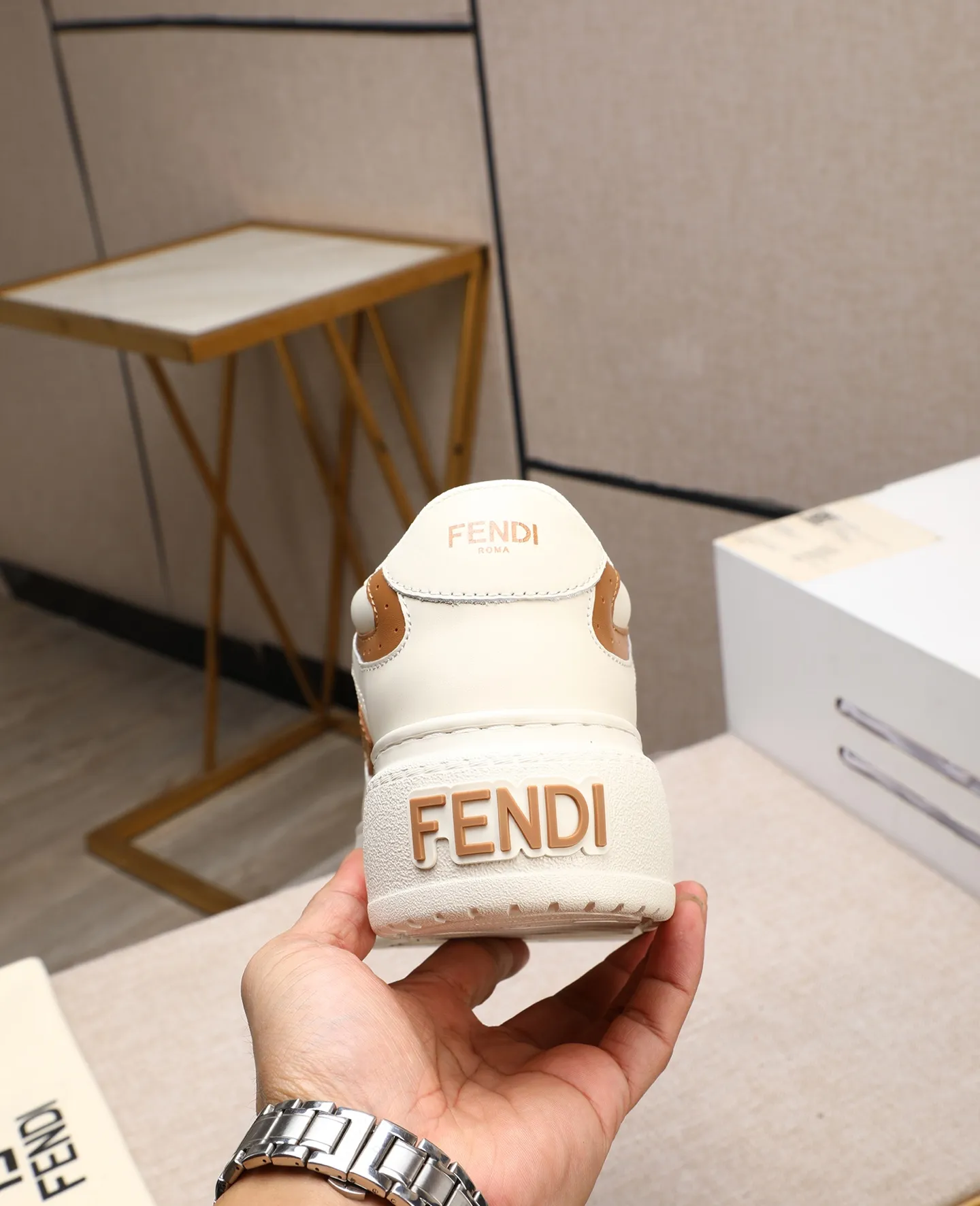 Men's shoes 💰740 Top quality Fendi Match series 25 latest colors Pendant thick sole lace casual FENDI Match lace. Made of light pink leather with white and ocher brown details. Contrast leather FF appliqué on the sides and hiking laces in white, pink and ocher brown. Thick rubber sole with oversized embossed FENDI lettering on the heel. Metal ring charm on the tongue: A small braided doll with contrasting mink fur details and gold metallic FF on the right shoe. The left shoe features a braided cord with contrasting mink double pom poms, metallic FF beads, and Pequin print pattern and logo. Upper: Original custom-made imported first-layer cowhide. Inner lining: Imported custom-made breathable mesh lining. Sole: Original open-molded ultra-light foam material. Bottom thickness: 5CM. Number of yards: women's 35-40 (custom-made 40 non-refundable).
